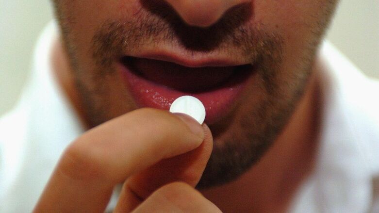 Doğal hammaddelere dayalı ilaçların alınması prostatit gelişimini önleyecektir.